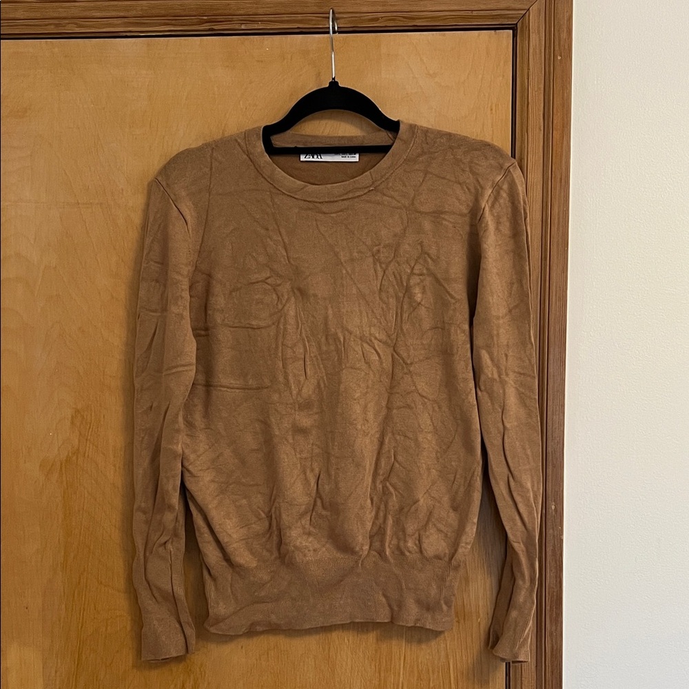 Zara Women's Tan Crewneck Sweater